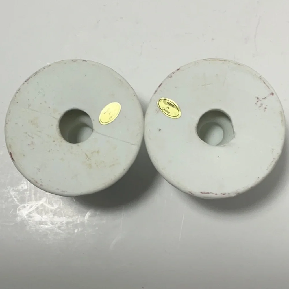 Vintage Christmas Holly & Berries Candleholders Set of 2 - Picture 6 of 6